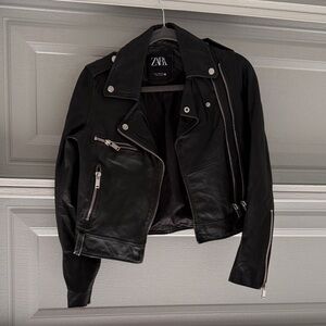 Zara Women's Sleek Black Leather Biker Jacket